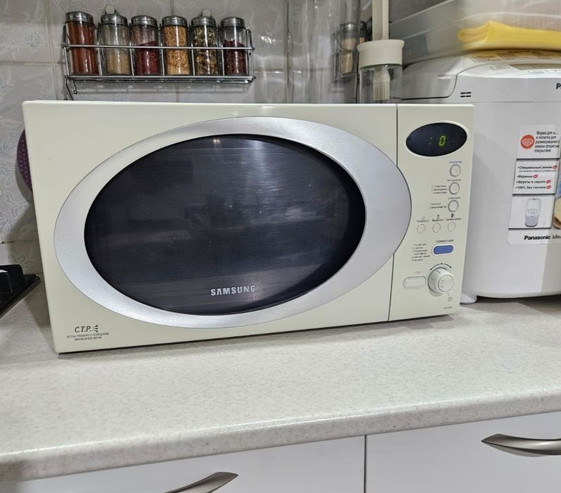 Микроволновка Samsung