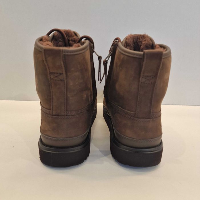 Bocanci UGG Neumel High Moc Weather (mărimea 42)