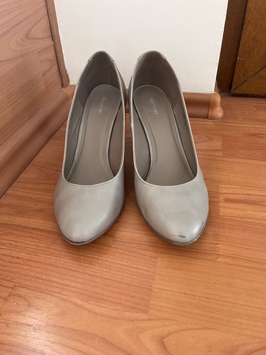 Pantofi marimea 42