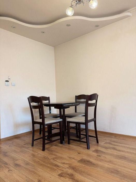 Дава се под наем Двустаен апартамент в Пловдив, Кършияка - 70 кв.м за 460 € - Снимка #4