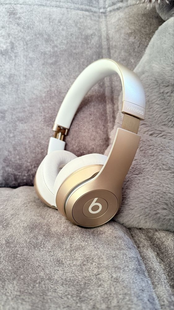 Beats Solo by dr.Dre Special edition Gold