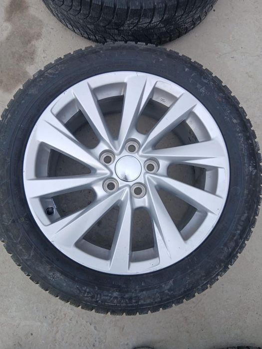 Зимние шины 17 Triangle