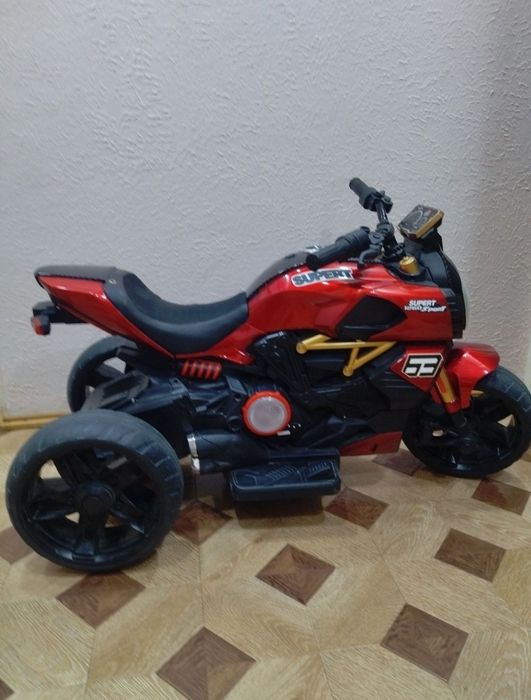 Продается детский электро мотоцикл в отличном состоянии