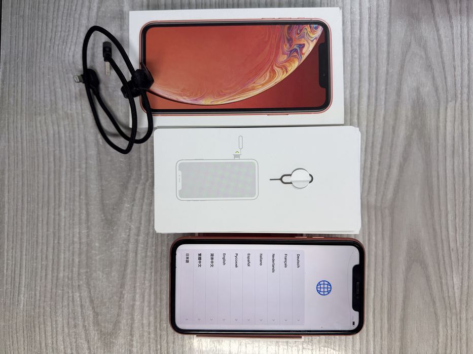 Iphone XR  coral