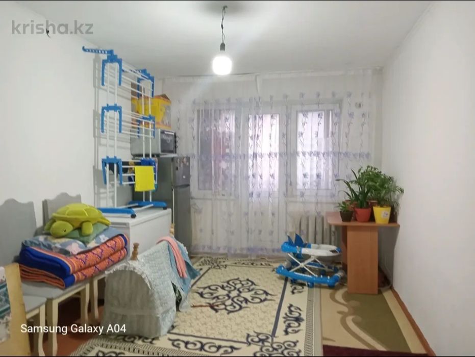 Продаётся 2комнатная квартира 5этаж проспект Қабанбай батыр Юбелейный