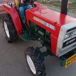 Tractoras cu freza+ remorca