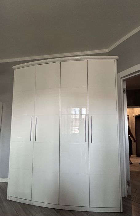 Продам шкаф в спальню