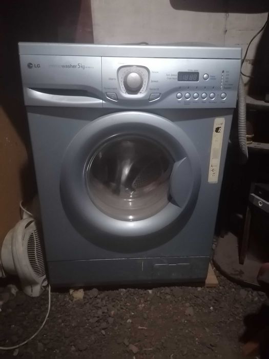 Продам стиральную машину