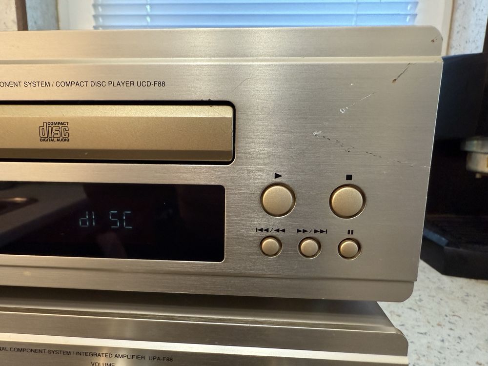 Denon UPA-F88 Стерео