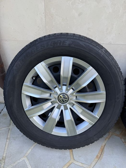 Anvelope  iarna 215/65/17 jante 5x112