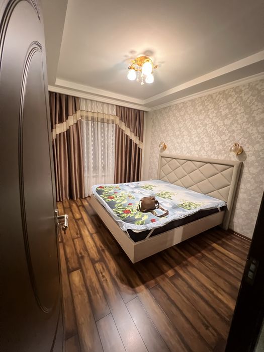 Чиланзар. Ц-кв ОКШОМ рестаран
