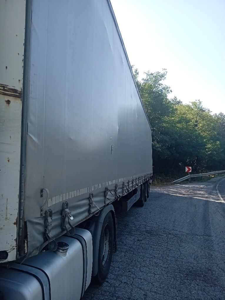 Полуремарке Шмиц С01 Мега