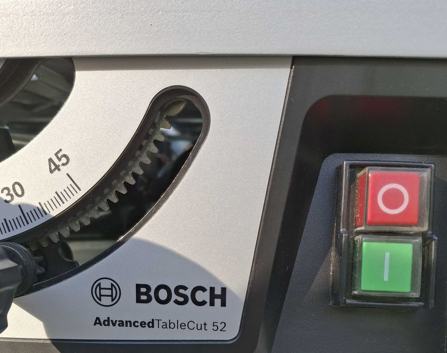 Стационарен циркуляр Bosch AdvancedTableCut 52, 550W