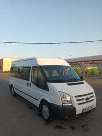 Ford Transit 9 locuri