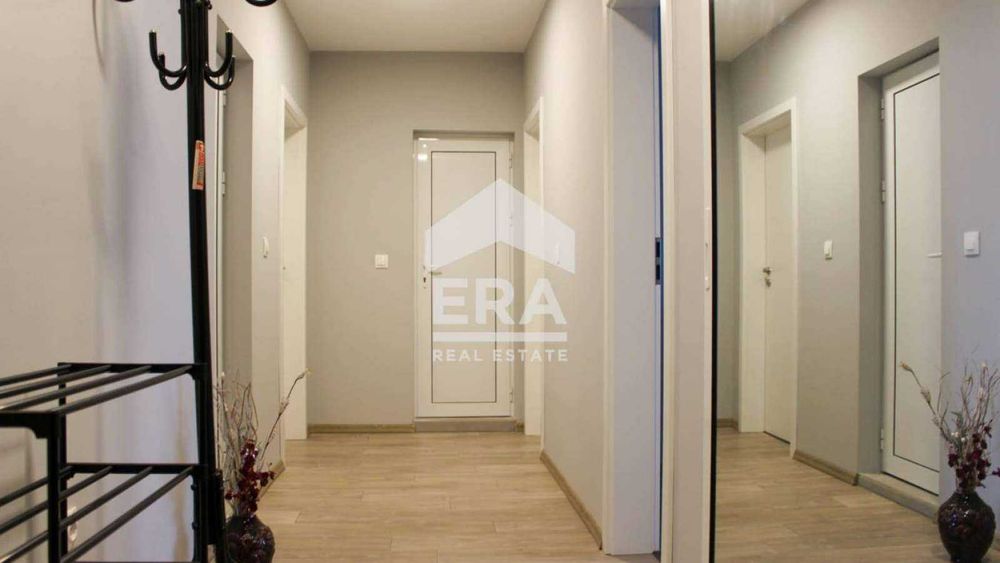 Продава се Тристаен апартамент в София, Витоша - 117 кв.м за 2129 €/кв.м - Снимка #9