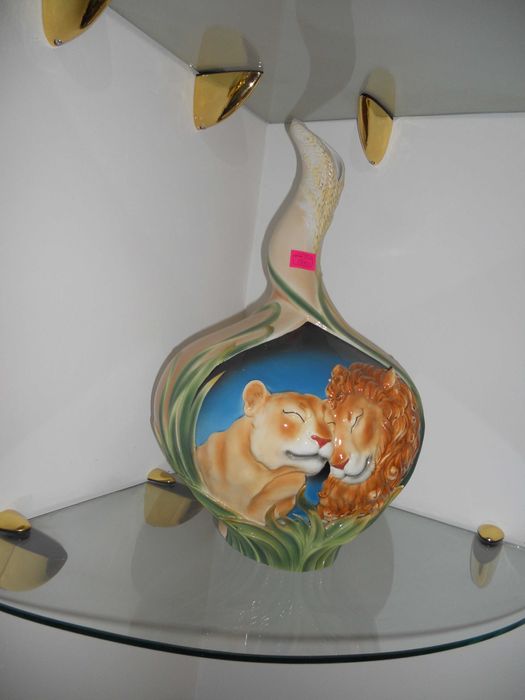 Вазы в ассортименте