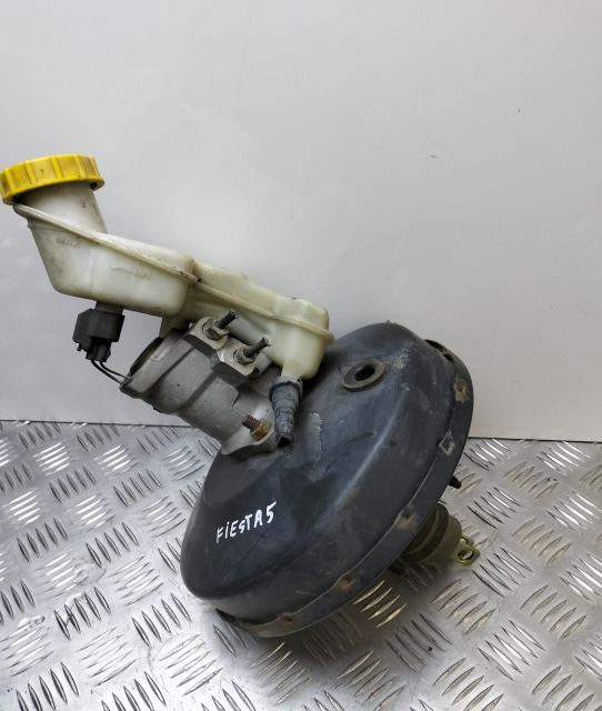 Tulumba servofrana cu pompa centrala 2s612b195cg Ford Fiesta a 5-a ge