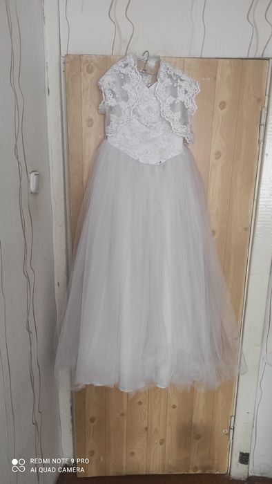 Продам свадебное платье