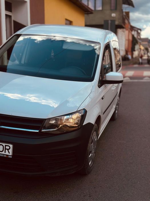 De vânzare VW Caddy 5 locuri