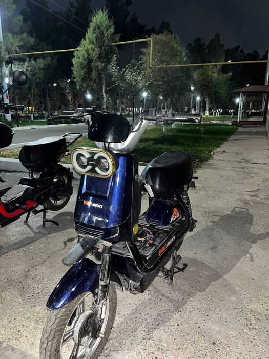 Aybi bor orqa mator almashtrsh kere 800 min rashoti bor qolgan hamma y