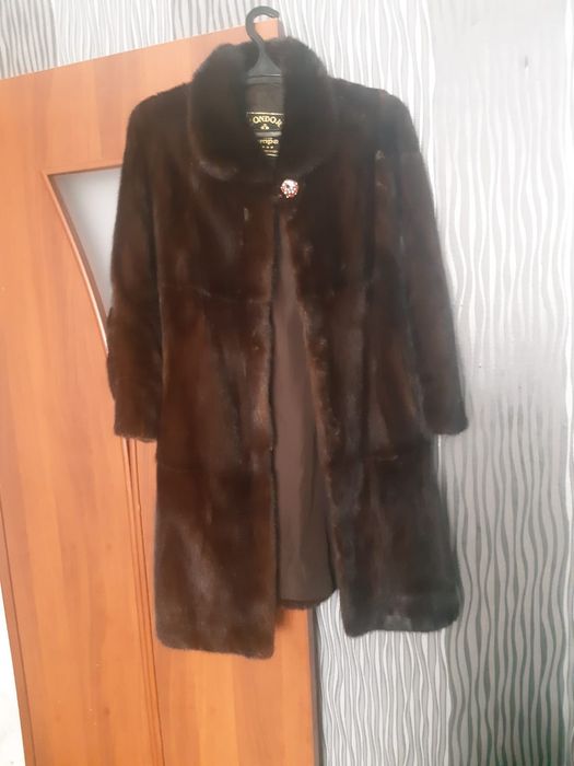 Продам норковую шубу