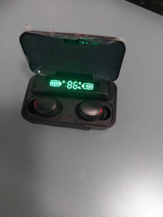 De vânzare Casti Bluetooth noi cu Power bank sunet foarte puternic