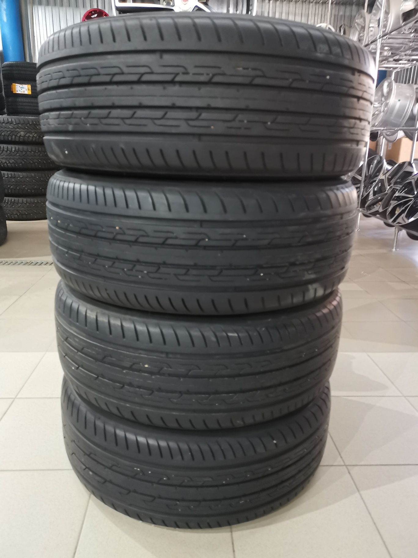 Продам Шины 235/60/R16. Триангл. В отличном состоянии