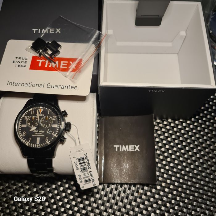 Часовник тимекс нов