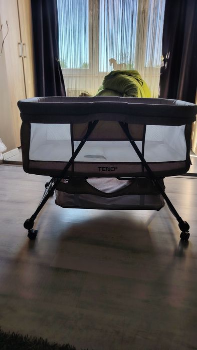 Vând pătuț folosit o singura dată