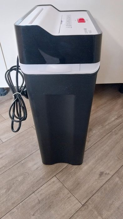 Шредер унищожител на документи