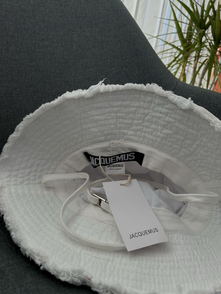 Дамска Шапка Jacquemus