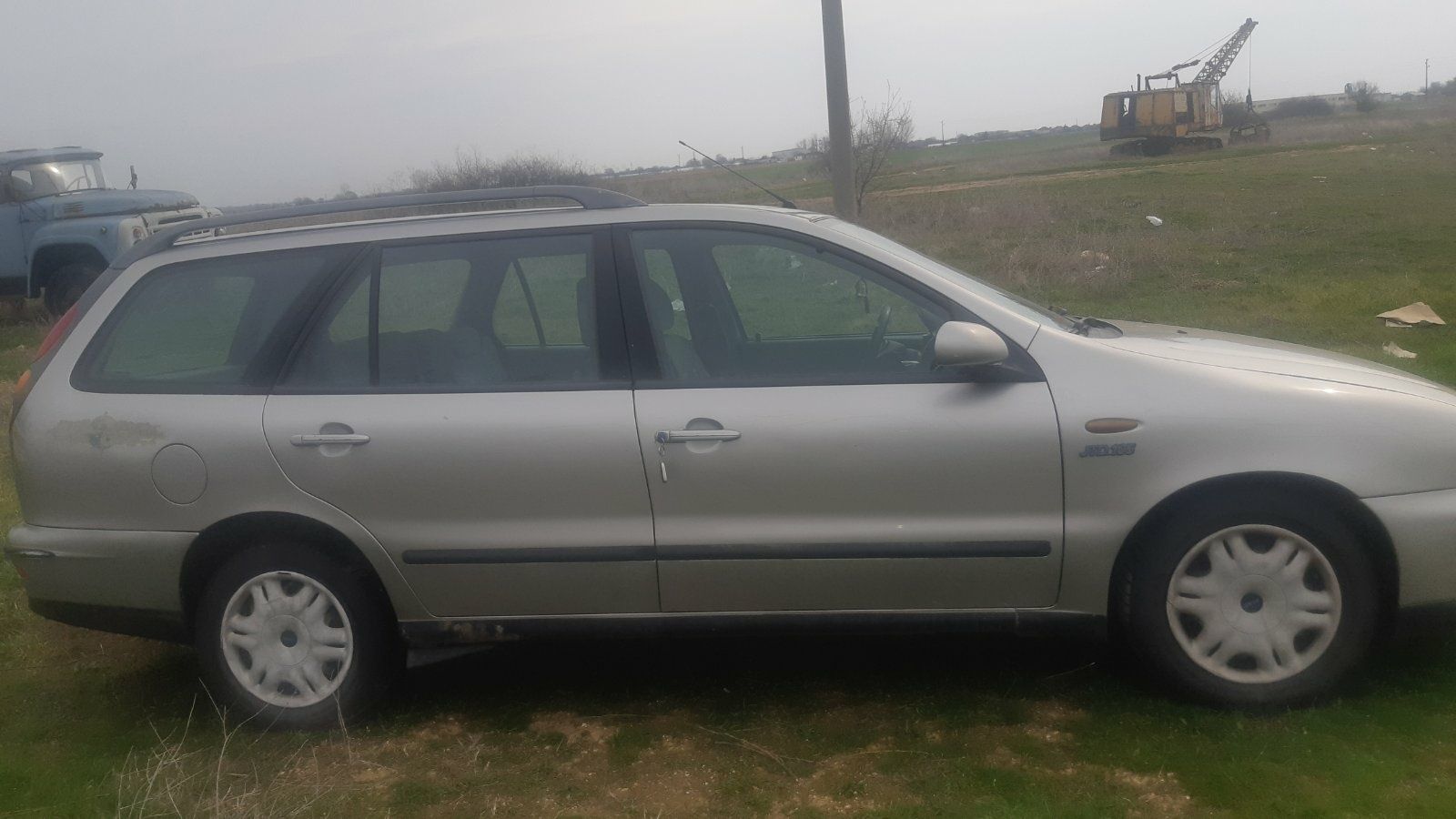 Продавам FIAT Marea Weekend 1,9 JTD на части