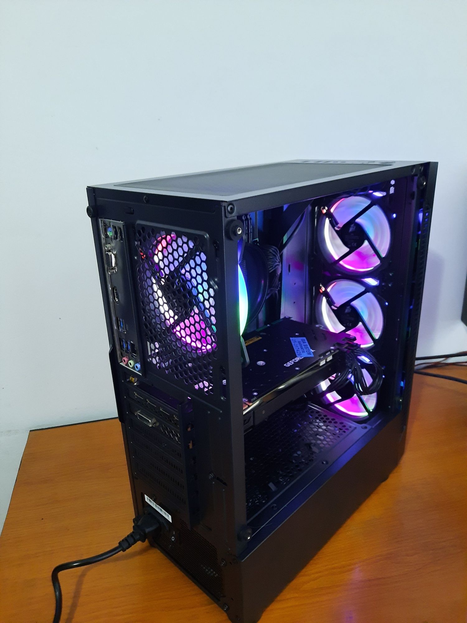 PC Gaming ryzen 5 3600, gtx 1070
