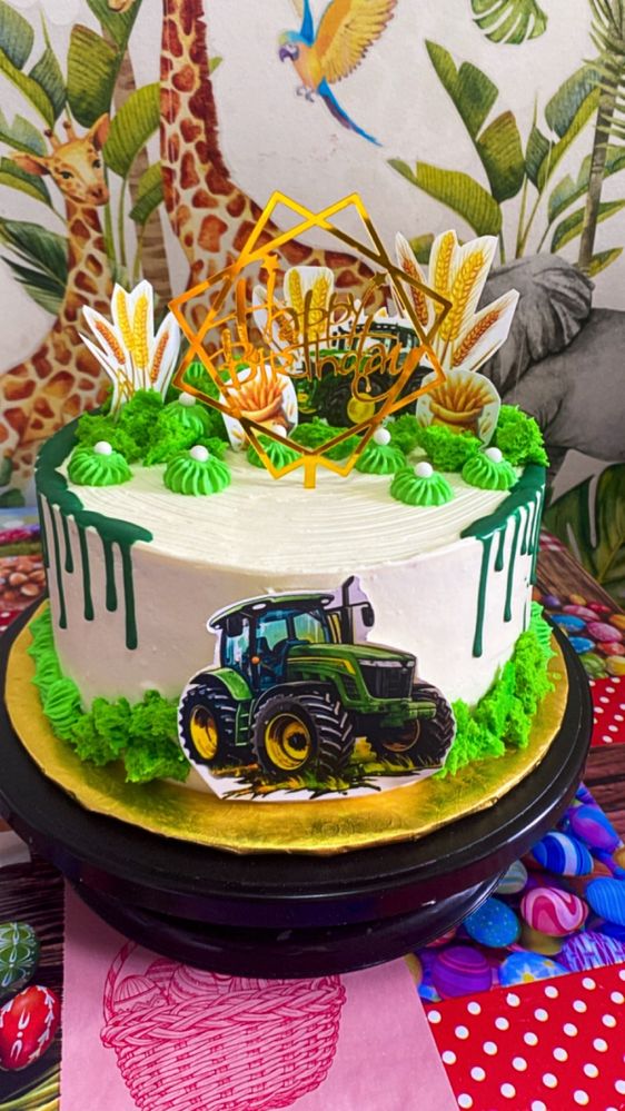Torturi homebaked-tort cu coronita