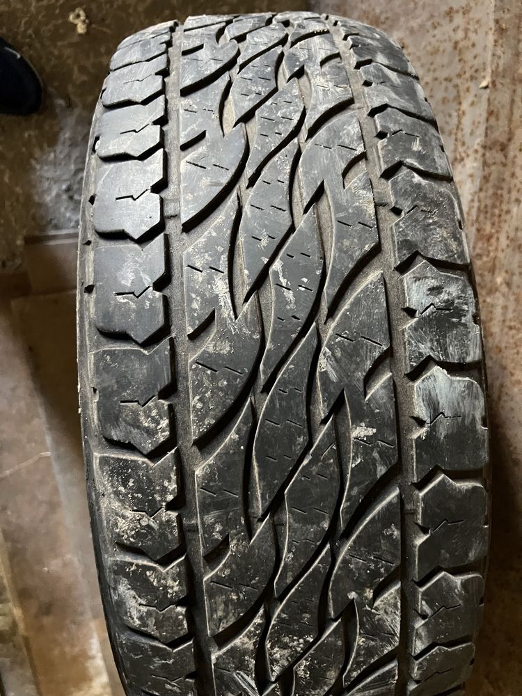 Продам шины 265/65 R17