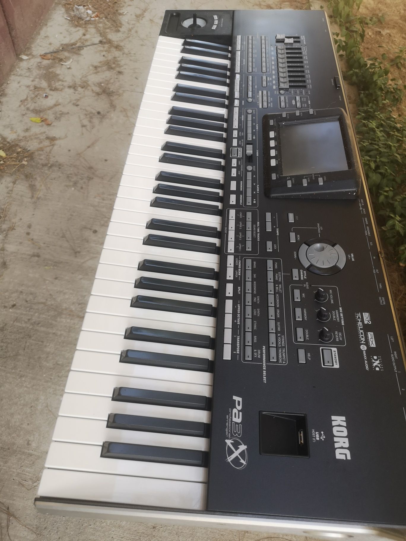 Korg Pa3x sotiladi