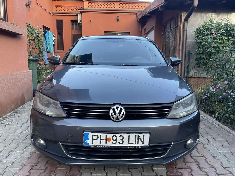 Volkswagen Jetta 2.0 TDI euro 5 highline primul proprietar de noua