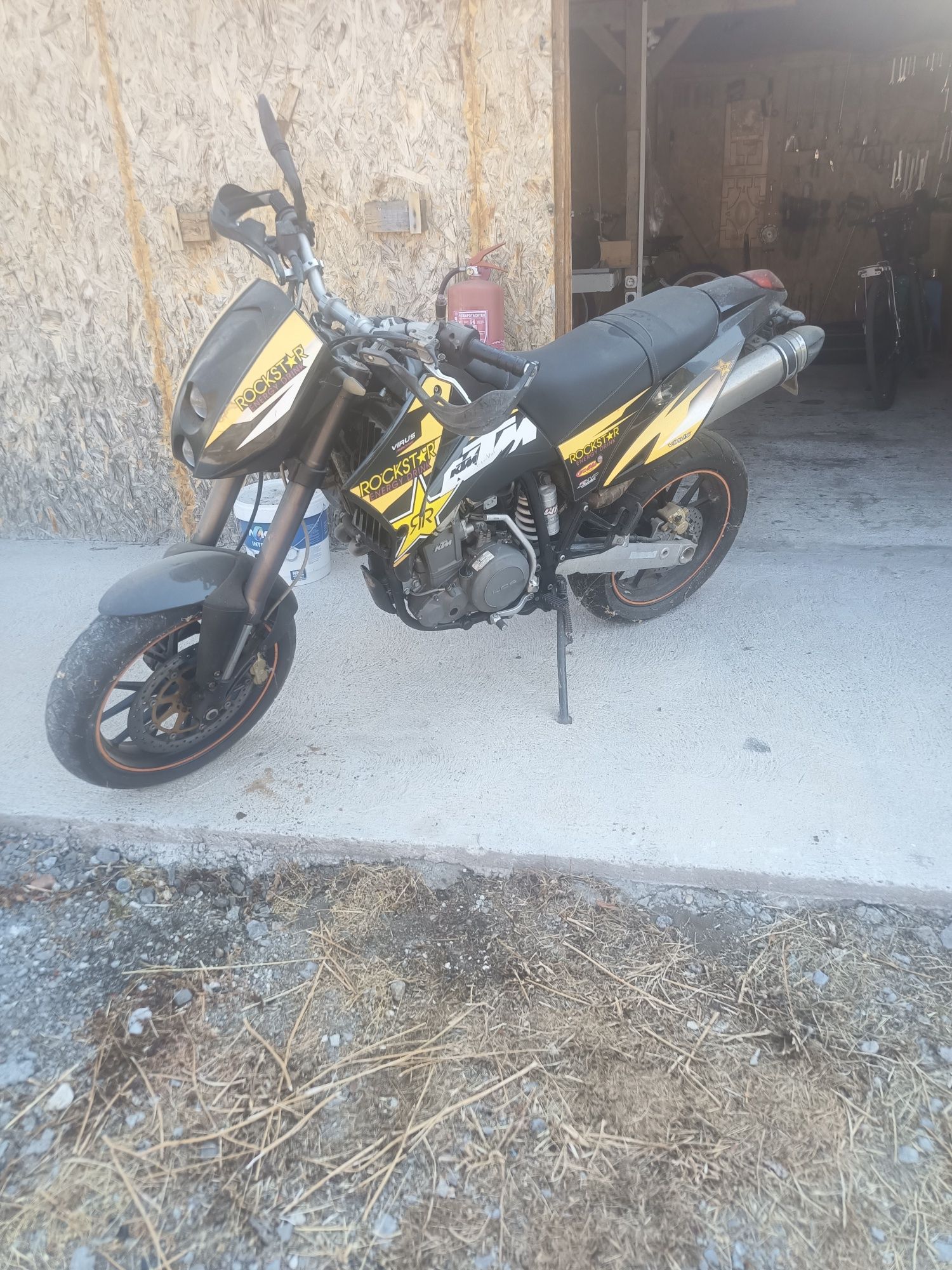 KTM duke2  640 LC 4