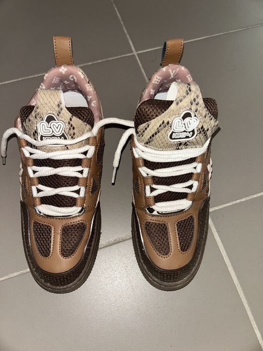 Lv skate snake skin