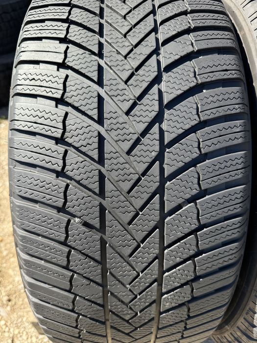 255/45/19 Bridgestone 4бр зимни гуми внос Германия!