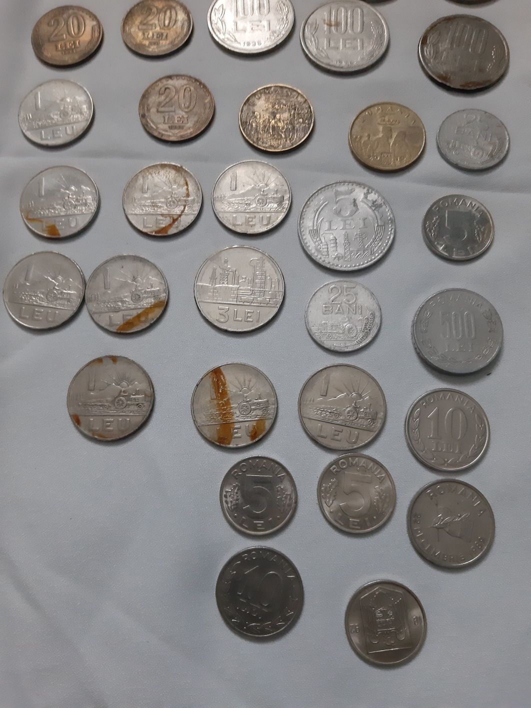 De vânzare monede pt.colecționari