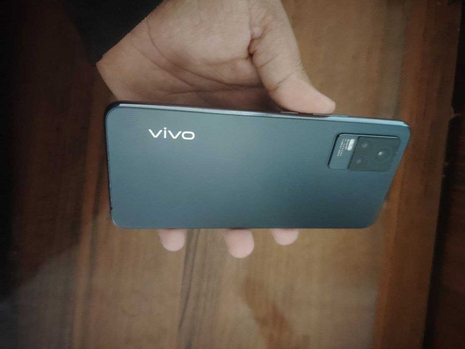 Vivo 21e 8+4 srochni sotladi