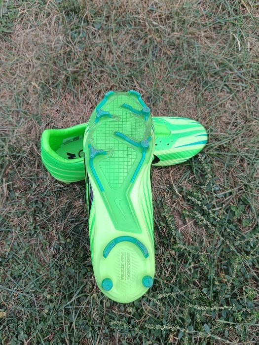Футболни обувки Nike