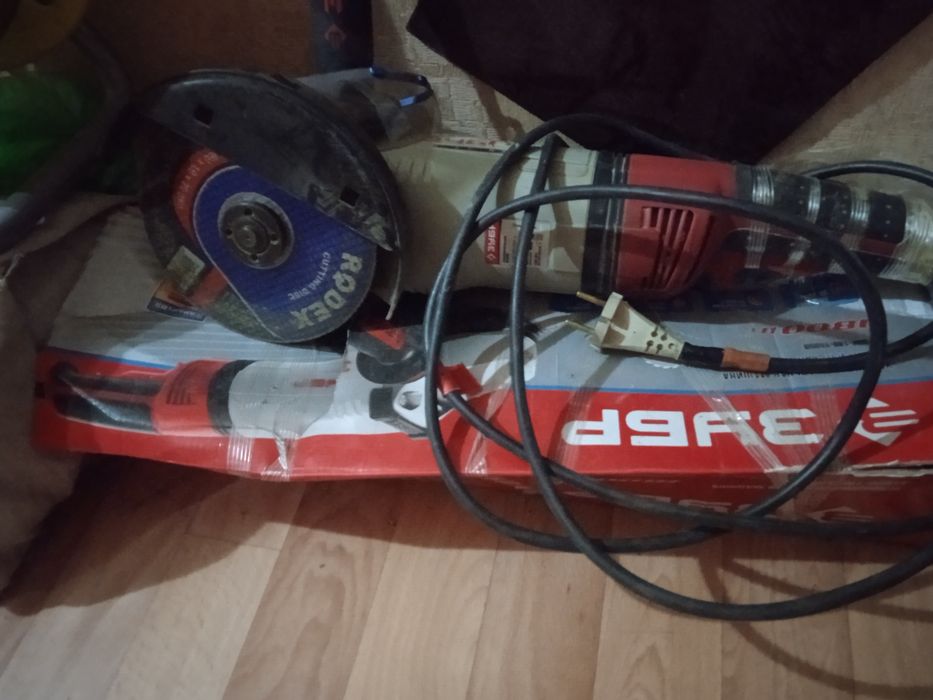 Продам болгарку, пылесос, сварочный аппарат