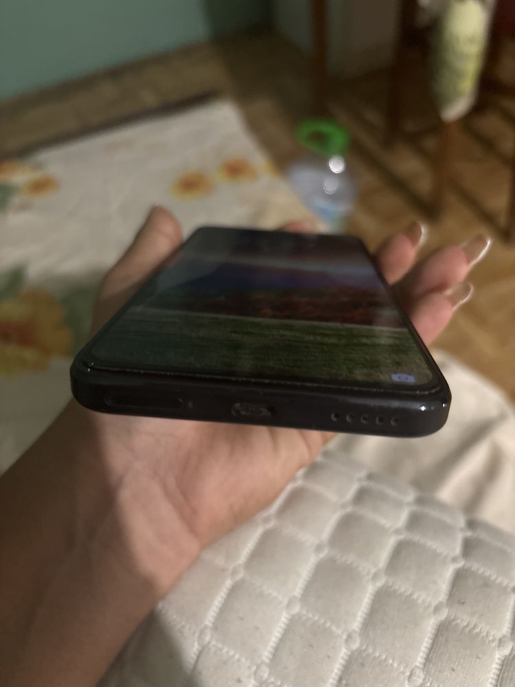 Телефон huawei много добър