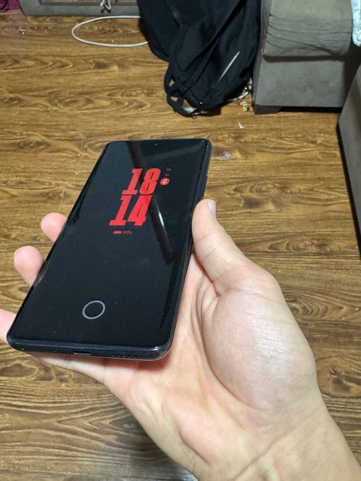 Poco x7 в идеальном состоянии фул комплект