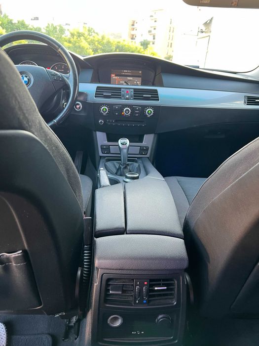 BMW SERIA 5 E 60 Distributia in fata