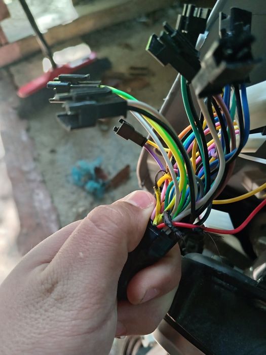 Vând moped electric defect