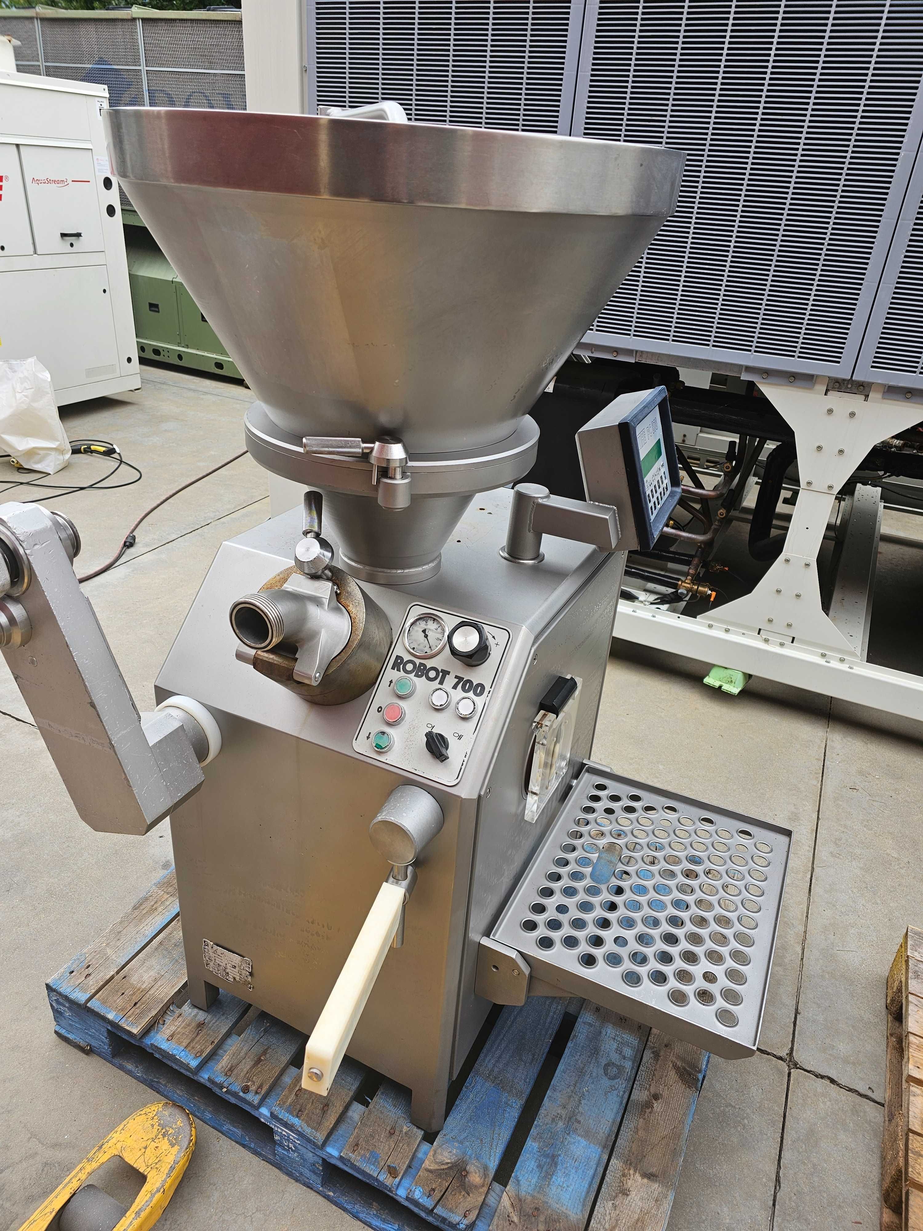 2 броя Вакуум пълначка Vemag Robot 700