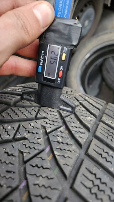 Гуми 205 55 16 семперит